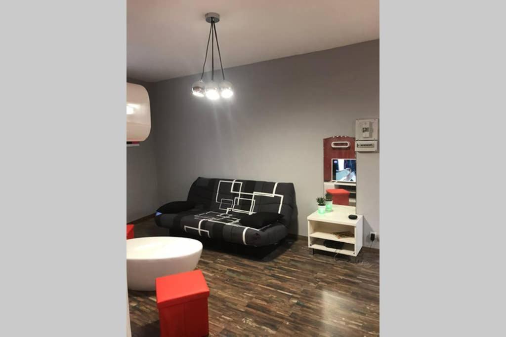 Appartement Style Pop Art Avec Garage Centre Historique بزييه المظهر الخارجي الصورة